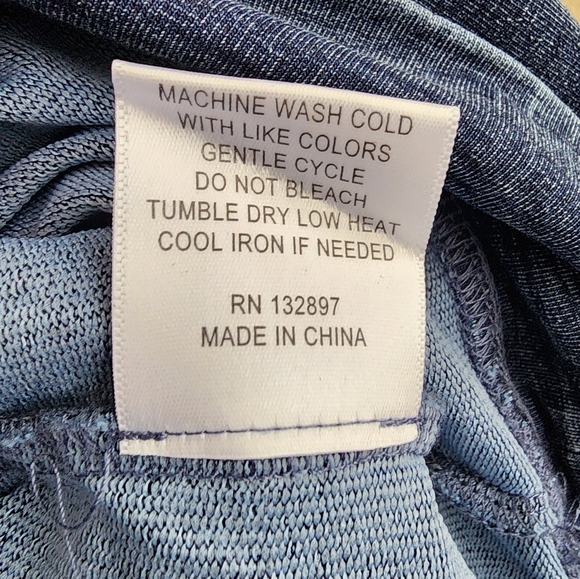 Jane and Delancey Blue Chambray Split Sleeve Top Size XL - Picture 8 of 11